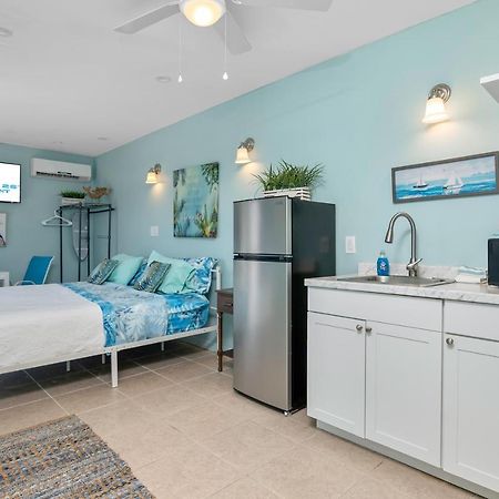 Latitude 26 Waterfront Boutique Resort - בוניטה ספרינגס מראה חיצוני תמונה