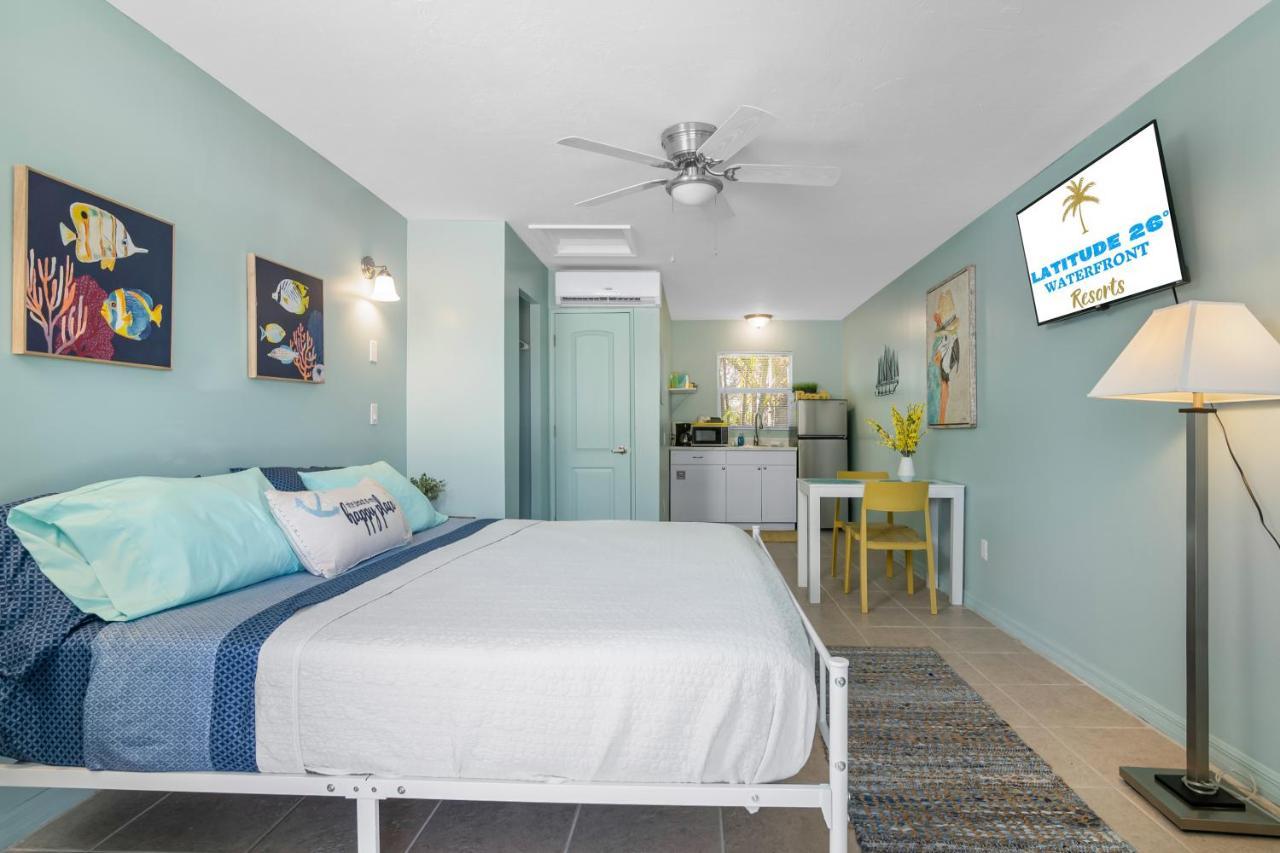 Latitude 26 Waterfront Boutique Resort - בוניטה ספרינגס מראה חיצוני תמונה