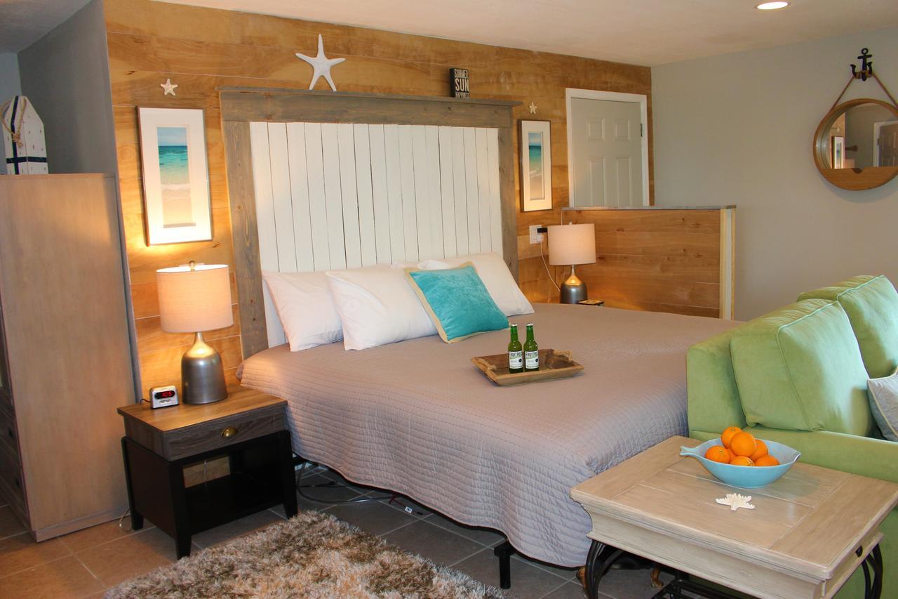 Latitude 26 Waterfront Boutique Resort - בוניטה ספרינגס מראה חיצוני תמונה