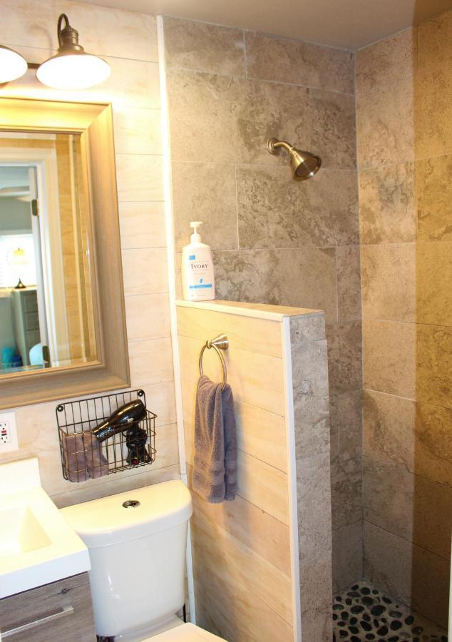 Latitude 26 Waterfront Boutique Resort - בוניטה ספרינגס מראה חיצוני תמונה